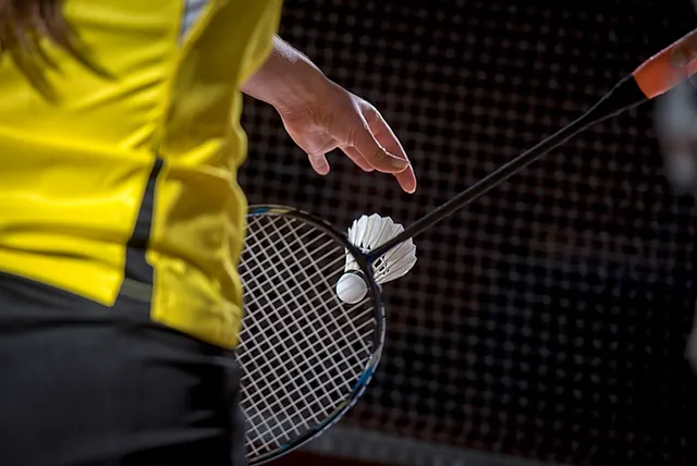 How to Play Badminton: Rules and Scoring